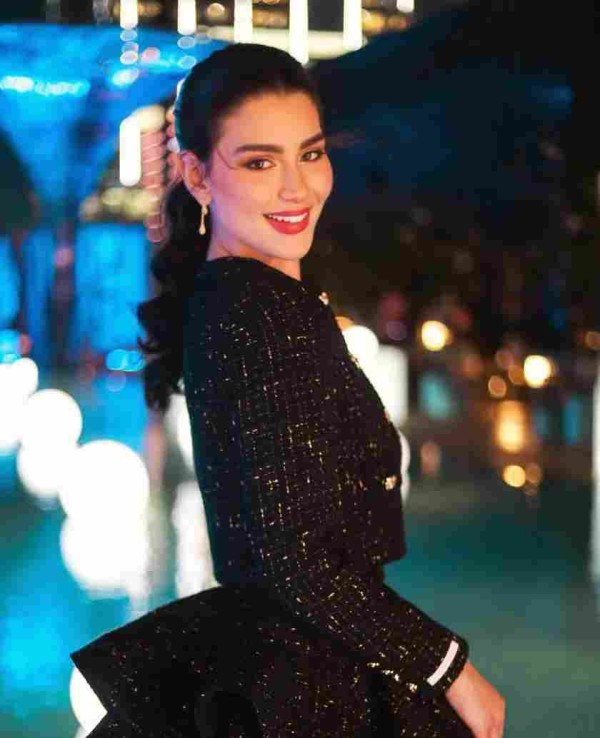 من هي الفنانة روان بن حسين السيرة الذاتية ويكيبيديا