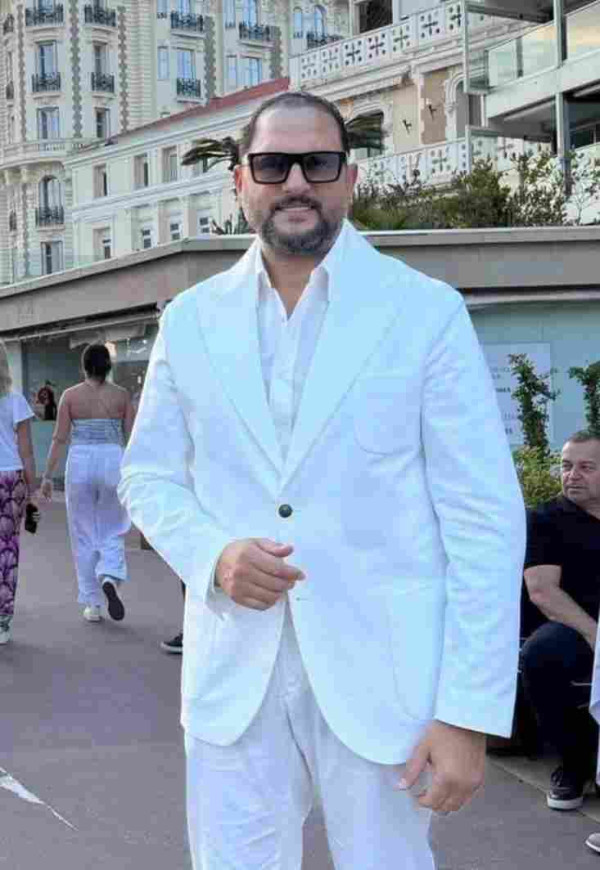 من هو الفنان عماد زياده ويكيبيديا السيرة الذاتية وكم عمره